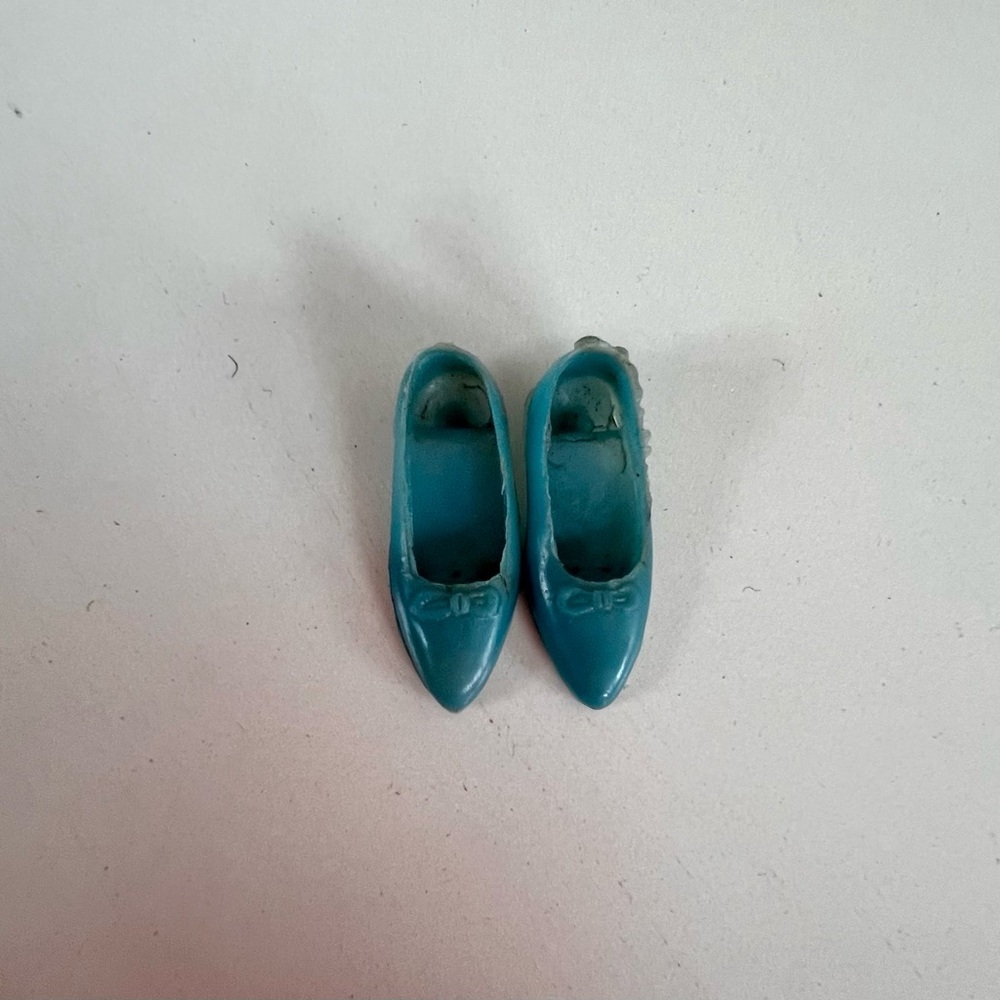 Vintage Barbie Shoes Blue Teal Flats 1960s Hong Kong Pair collectible​